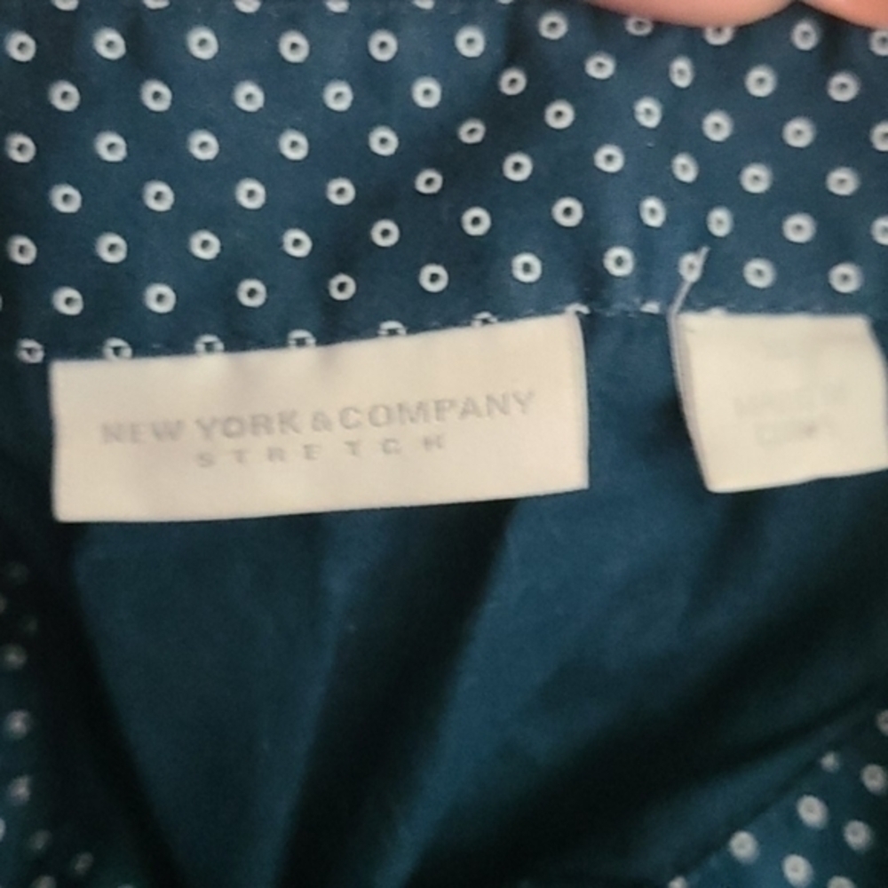 [New York & Co] Blue Circle Button Down Shirt - Picture 5 of 6